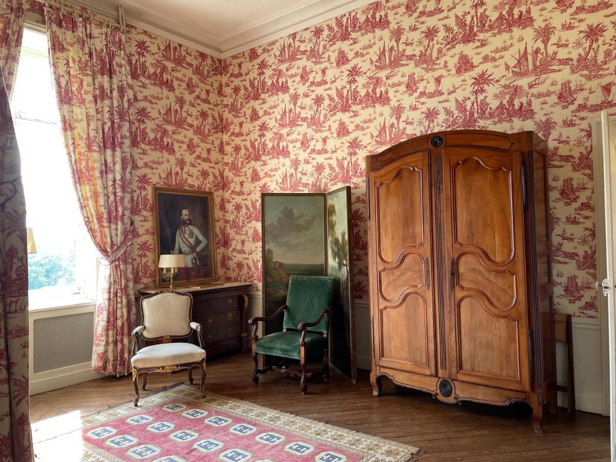 Chateau De Bostz Besson Exteriör bild